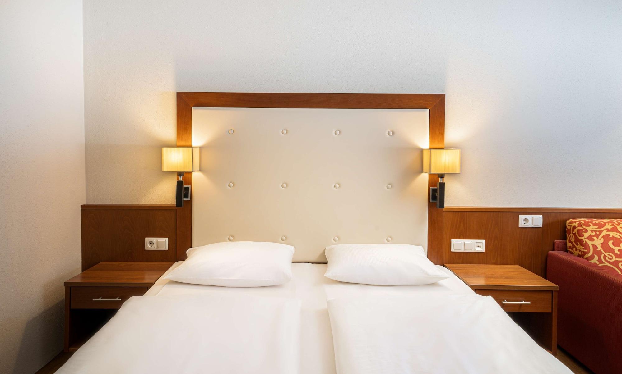 Kuhotel By Rilano Bald Elaya Hotel Steinplatte Waidring Exterior photo